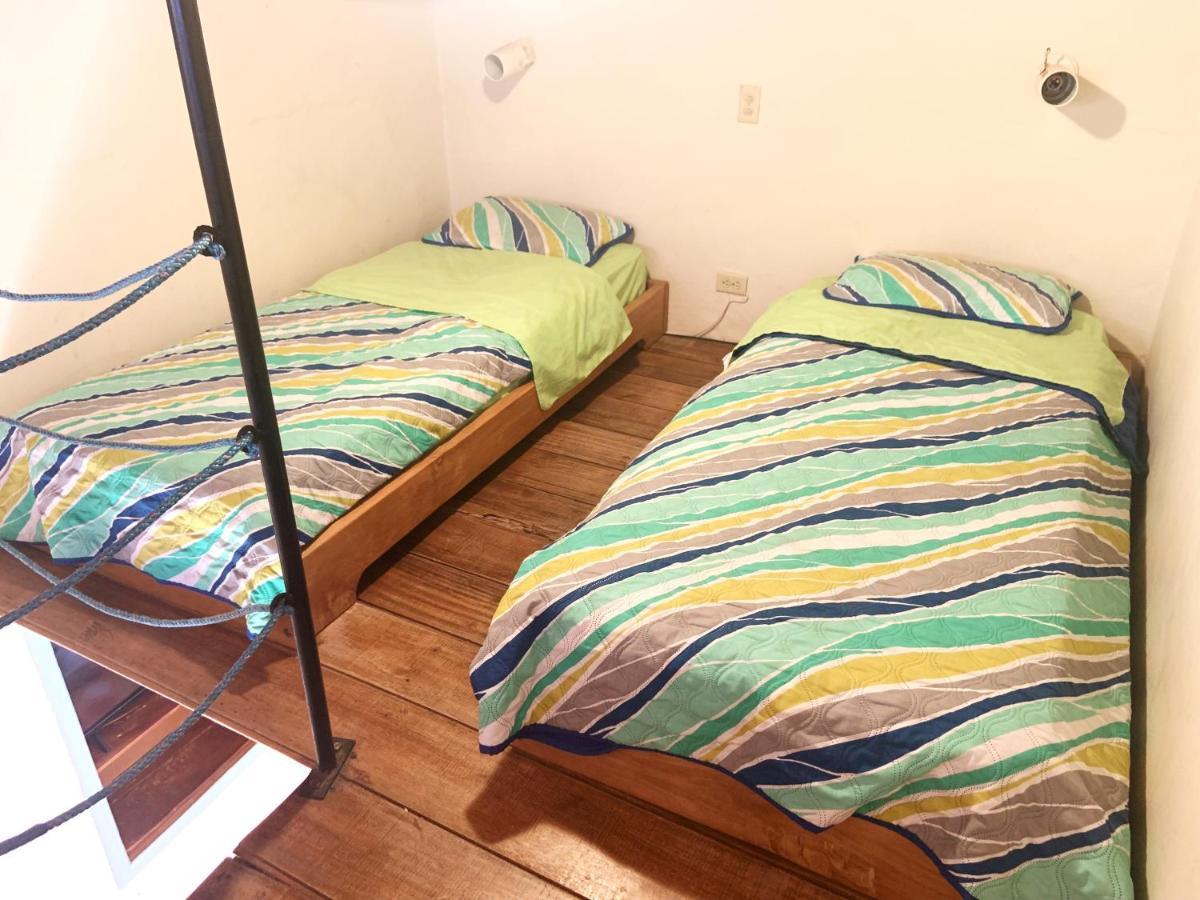 Hostal Jardin Escondido Vilcabamba Kültér fotó