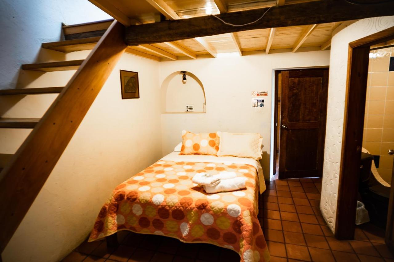 Hostal Jardin Escondido Vilcabamba Kültér fotó